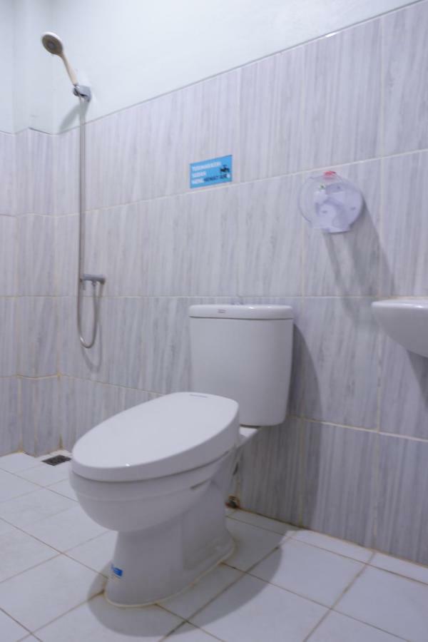 Asifa Guest House Syariah Malang Bagian luar foto